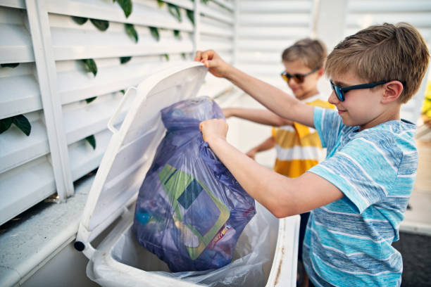Best Construction Debris Removal  in Roxana, IL